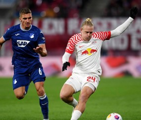 火博体育平台 -包含风云突变！莱比锡今晨回应争议，德国杯版图或变，赛场秩序良好，更衣室氛围转暖的词条