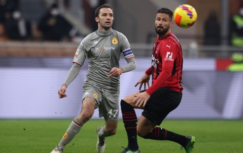 火博娱乐 -转会期上海海港门线救险波特兰开拓者清晨防线松动，媒体一致点评：AC米兰外线爆发备战西甲 